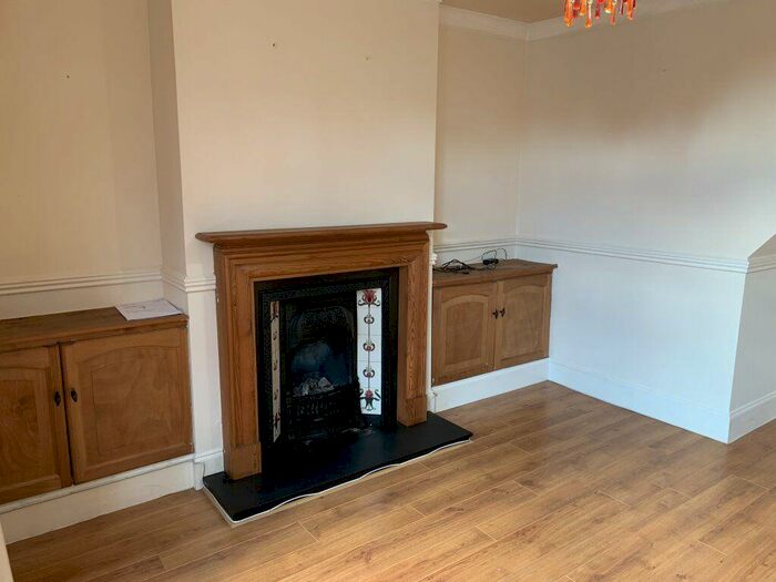 2 Bedroom House To Rent In Andrew Road, Leicester, LE7