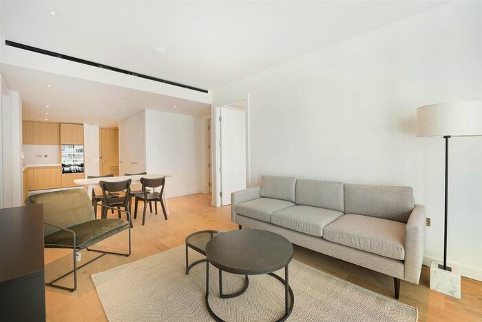 2 Bedroom Flat To Rent In Prospect Way, London, SW11