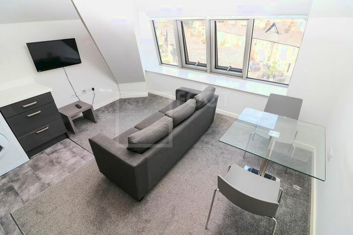 1 Bedroom Flat To Rent In Grattan Mills, Bradford, BD1