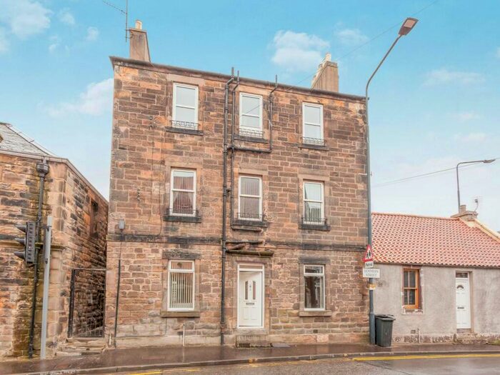 2 Bedroom Flat To Rent In A Lothian Street, Dalkeith, Midlothian, EH22