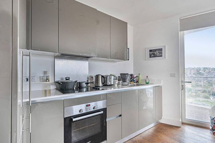 1 Bedroom Flat For Sale In Duncombe House, Woolwich Riverside, London, SE18
