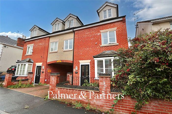 4 Bedroom Semi-detached House For Sale In Lacey Street, Ipswich, Suffolk, IP4