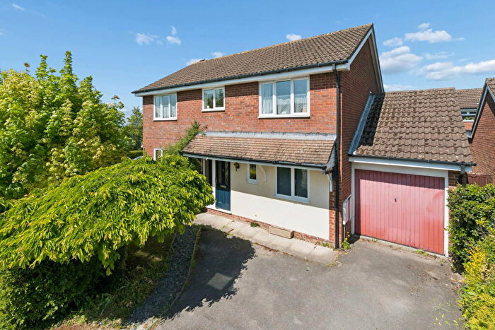 4 Bedroom Detached House For Sale In Wendover Heights, Wendover, Aylesbury, HP22