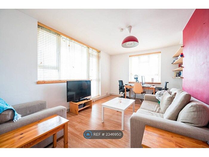 1 Bedroom Flat To Rent In Papworth Gardens, London, N7