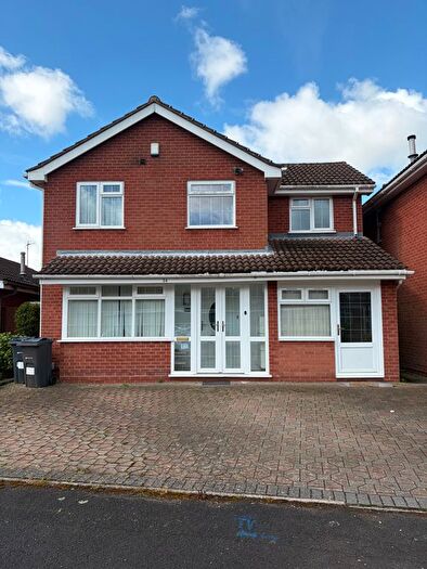 4 Bedroom Detached House To Rent In Newey Road, Birmingham, B28
