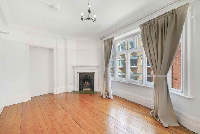 4 Bedroom Flat For Sale In Marylebone Road, London, NW1