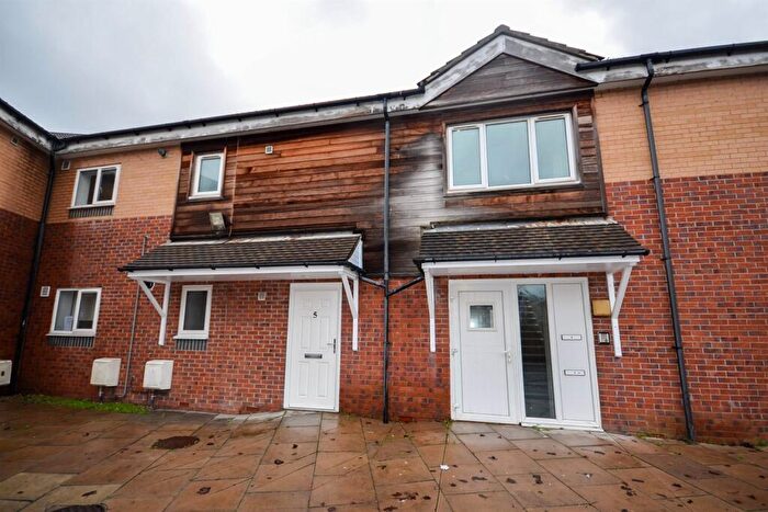 2 Bedroom Flat For Sale In Wellington Place, Jarrow, NE32