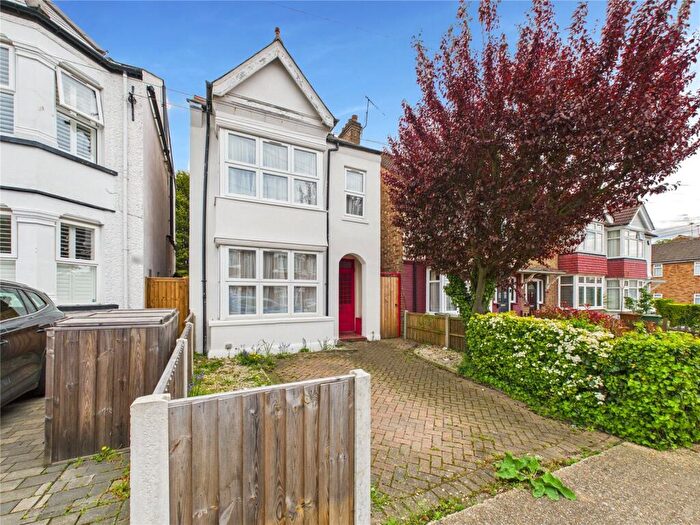 4 Bedroom Detached House For Sale In Salisbury Road, Harrow, Middlesex, HA1