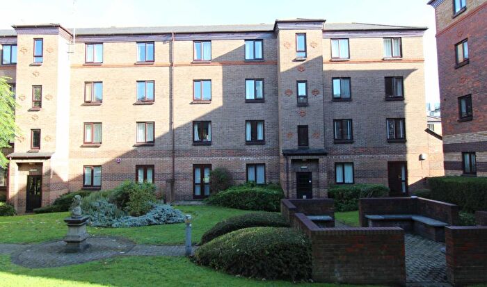 1 Bedroom Apartment To Rent In Tiffany Court - City Centre, BS1