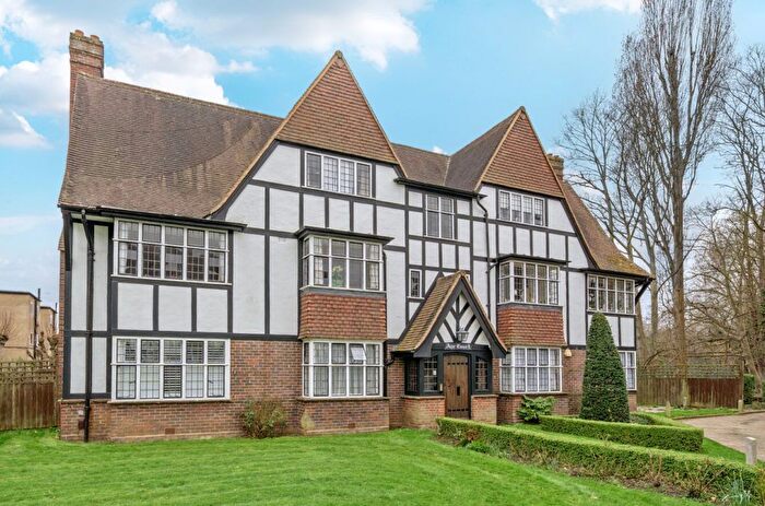 3 Bedroom Flat For Sale In Ayr Court, Monks Drive, West Acton, W3