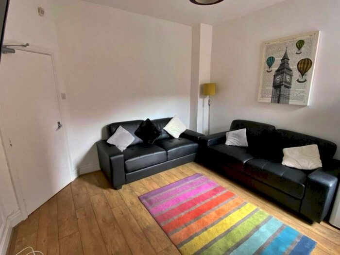 6 Bedroom Terraced House To Rent In Whitby Road, Manchester, Greater Manchester, M14