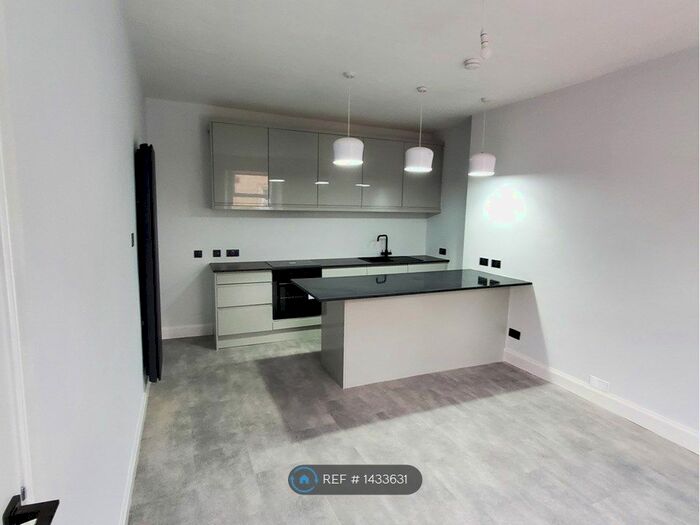 1 Bedroom Flat To Rent In St. John Street, Galashiels, TD1