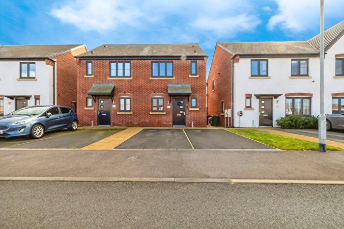 2 Bedroom Semi-Detached House For Sale In Brackenbury Road, Saxilby, Lincoln, LN1