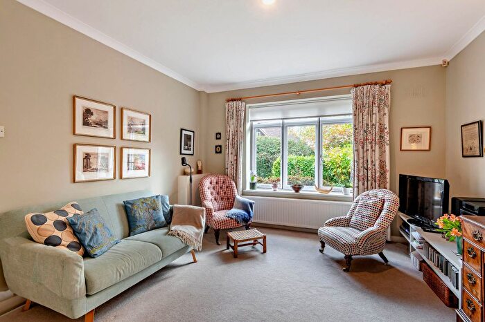 5 Bedroom Detached House For Sale In Oakhill Road, Sevenoaks, Kent, TN13