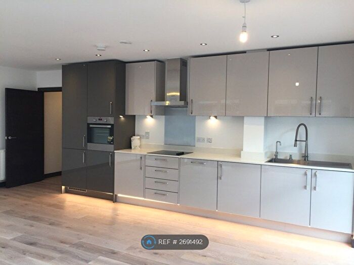 2 Bedroom Flat To Rent In William Mundy Way, Dartford, DA1