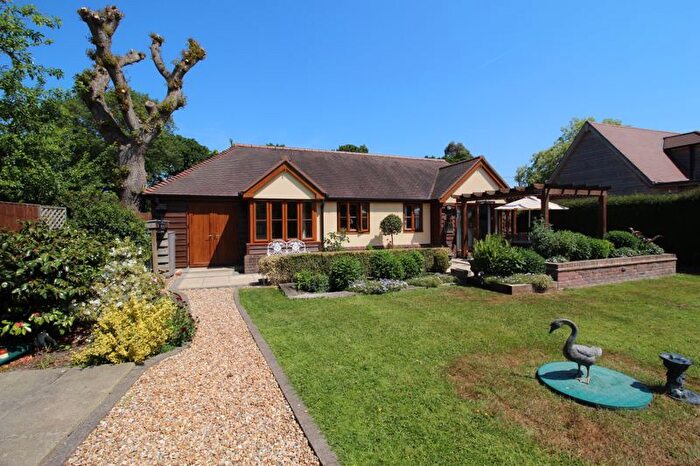 3 Bedroom Bungalow For Sale In Chapel Road, Soberton, SO32