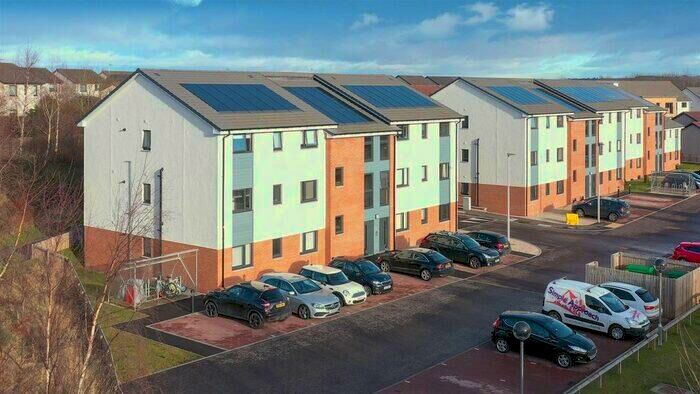 2 Bedroom Flat To Rent In Hulbert Court, Tulloch, Perthshire, PH1