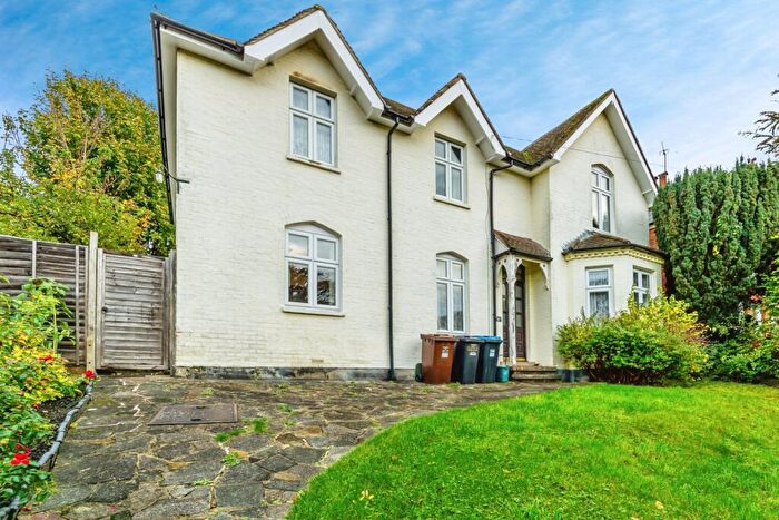 5 Bedroom Detached House For Sale In Croydon Road, Caterham, Surrey, CR3