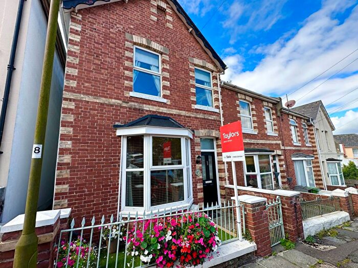 4 Bedroom End Of Terrace House For Sale In Lower Shirburn Road, Torquay, TQ1