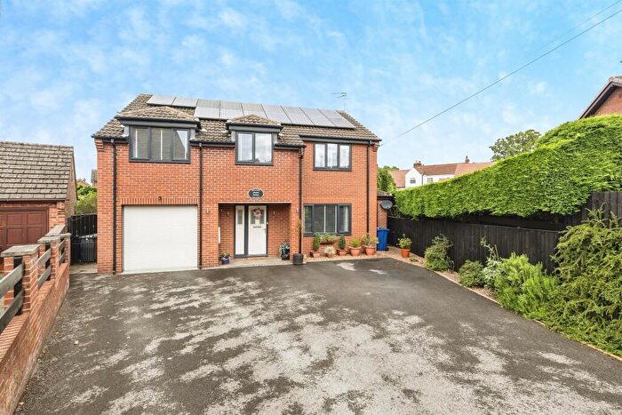 4 Bedroom Detached House For Sale In Finkle Street, Hensall, Goole, DN14
