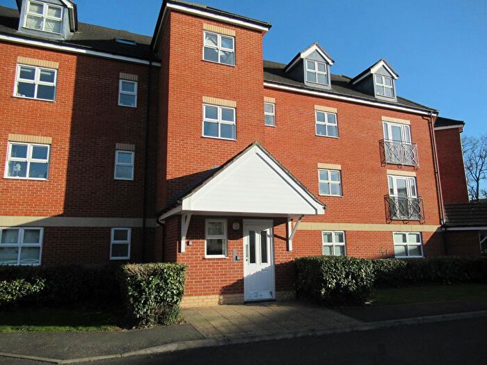 2 Bedroom Apartment To Rent In Palgrave Road, Bedford, MK42