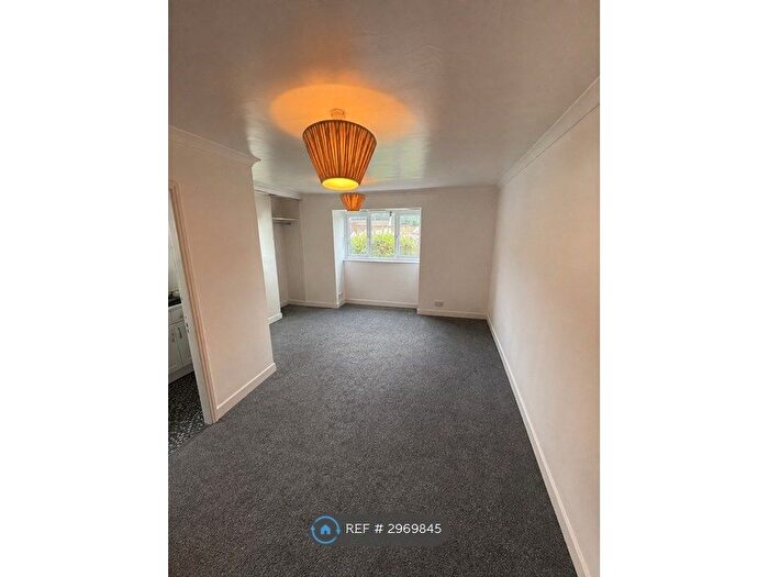 Studio To Rent In Robin House, Maidstone, ME16