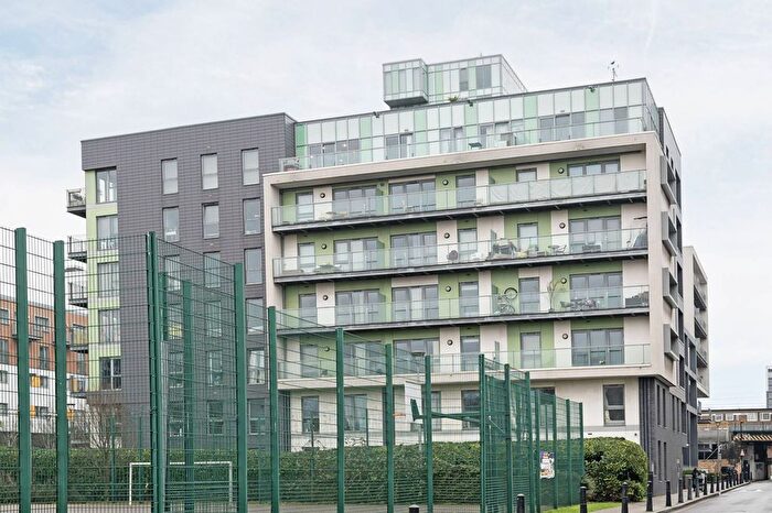 1 Bedroom Flat To Rent In Christian Street, Aldgate, London, E1