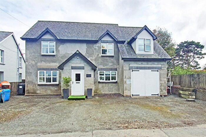 4 Bedroom Detached House For Sale In Gwar Capel, Cefn Gorwydd, Llangammarch Wells, Powys, LD4