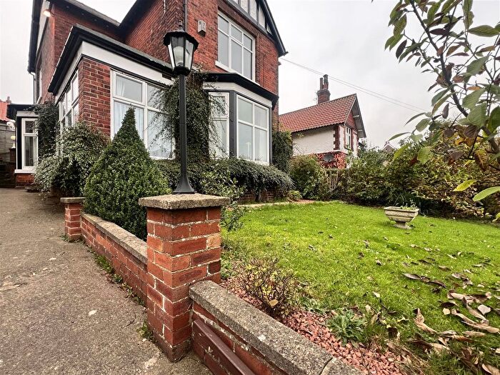 2 Bedroom Flat To Rent In Manor Road, Scarborough, YO12