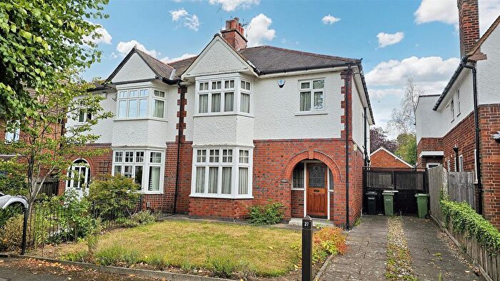 4 Bedroom Semi-Detached House For Sale In Bankart Avenue, Oadby, LE2