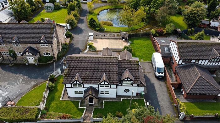 4 Bedroom Detached House For Sale In Carr Mill Road, Billinge, Wigan, WN5