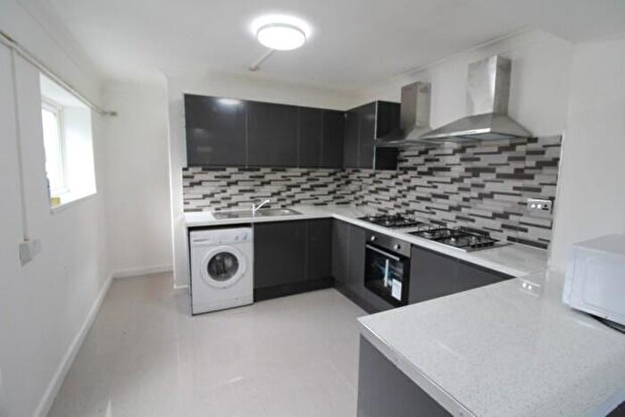 6 Bedroom Terraced House To Rent In May Street Cardiff, CF24