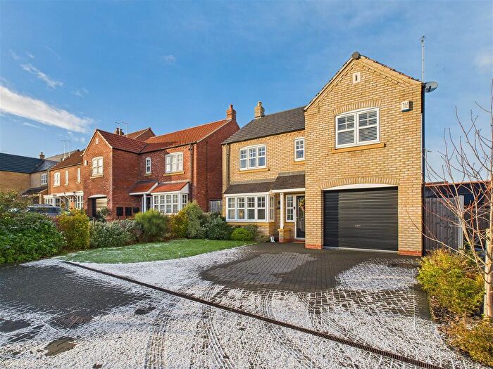 4 Bedroom Detached House For Sale In Karrina Close, Hessle, HU13