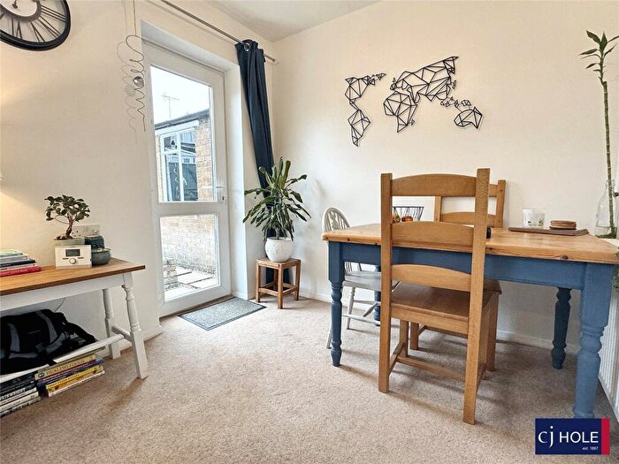 2 Bedroom Bungalow For Sale In Horsbere Road, Hucclecote, Gloucester, GL3