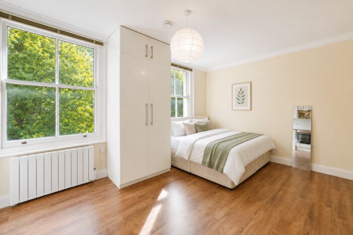 1 Bedroom Studio To Rent In Bamborough Gardens, London, W12