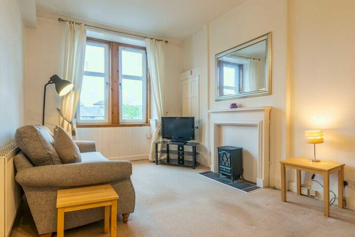1 Bedroom Flat To Rent In L &# Logie Green Road, Edinburgh, EH7