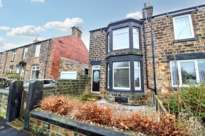 3 Bedroom Town House For Sale In Shaw Lane, Barnsley, S70