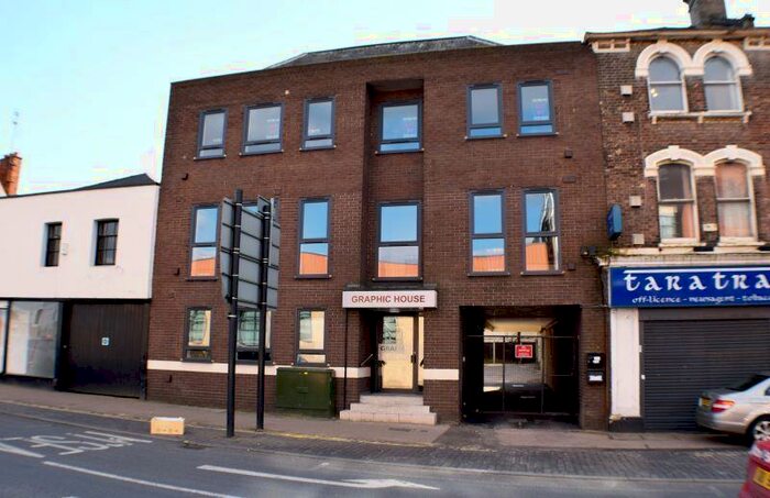 2 Bedroom Apartment To Rent In Graphic House, Magdalen Street, CO1