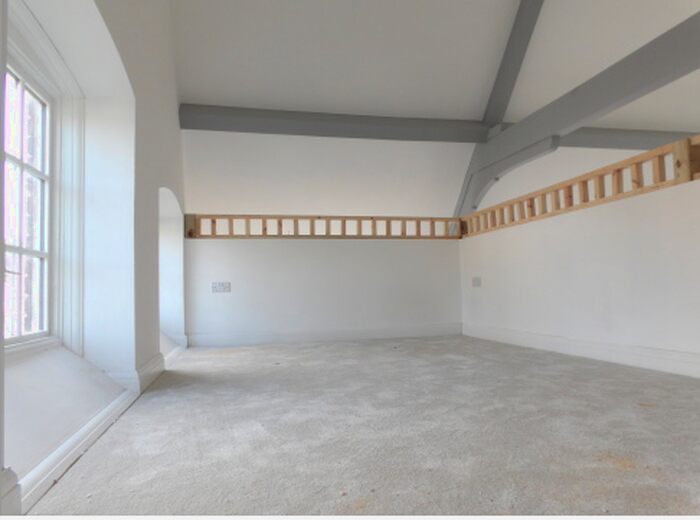 2 Bedroom Apartment To Rent In Heritage Court, Mansfield, NG20