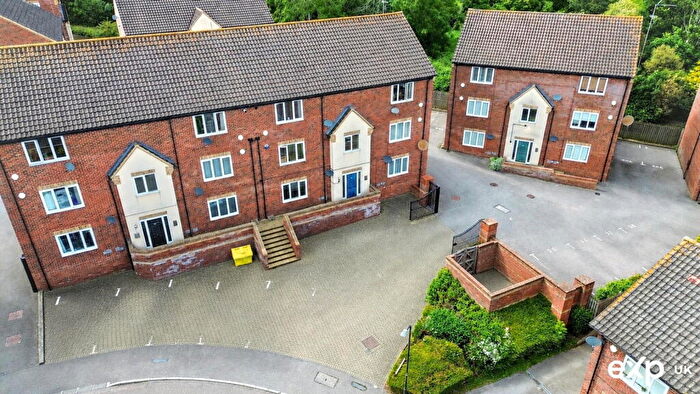 2 Bedroom Duplex For Sale In Kirkwood Grove Medbourne, Milton Keynes, MK5