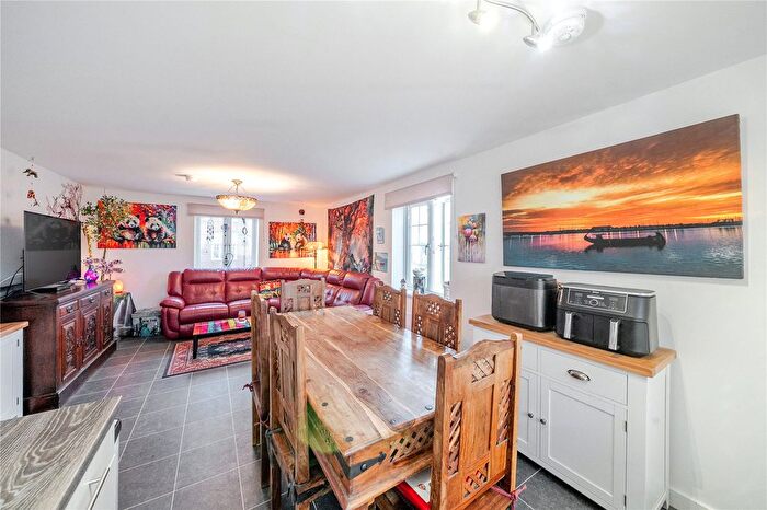 1 Bedroom Flat For Sale In Feld Lane, Holmewood, Chesterfield, Derbyshire, S42