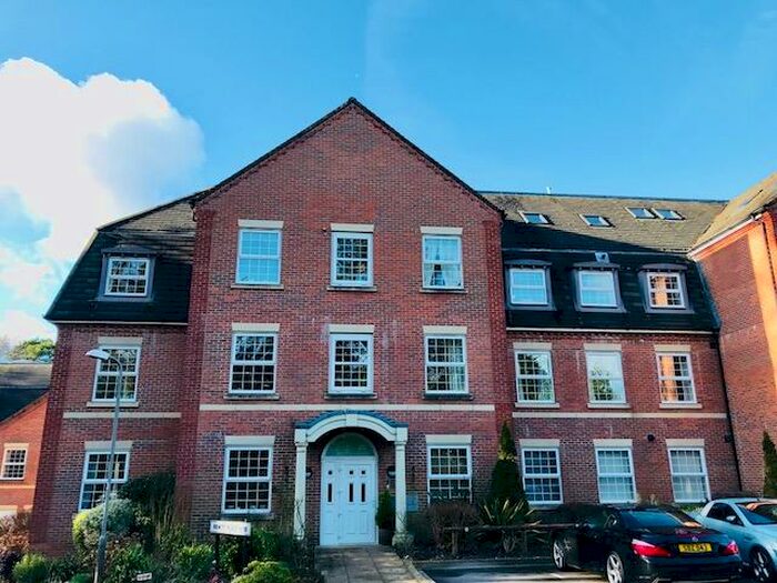 2 Bedroom Apartment To Rent In Newitt Place, Bassett, SO16