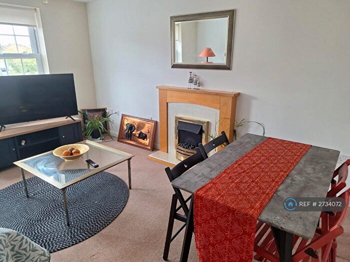 2 Bedroom Flat To Rent In Longchamp Drive, Ely, CB7