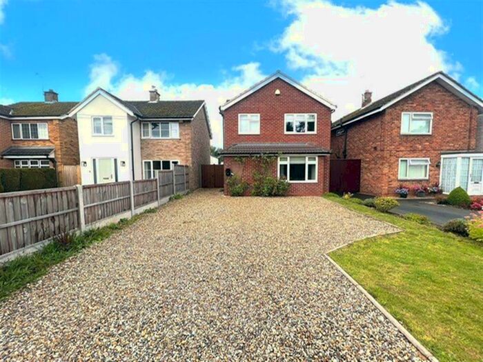 3 Bedroom Detached House To Rent In Captains Lane, Barton Under Needwood, Burton-On-Trent, DE13
