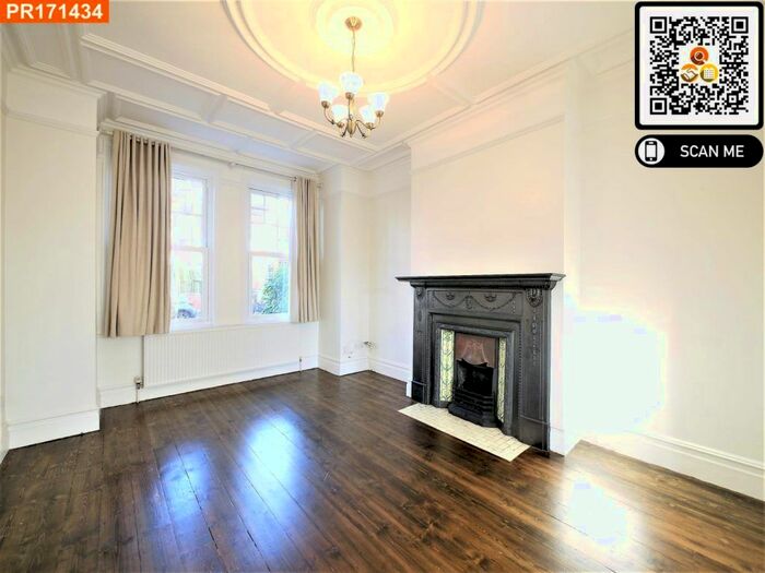 3 Bedroom Detached House To Rent In Overdale Road, London, W5