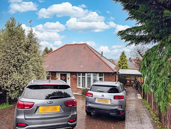 3 Bedroom Detached Bungalow For Sale In Brookwood Crescent, Carlton, Nottingham, NG4