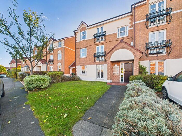 2 Bedroom Apartment To Rent In Birkdale, Whitley Bay, NE25