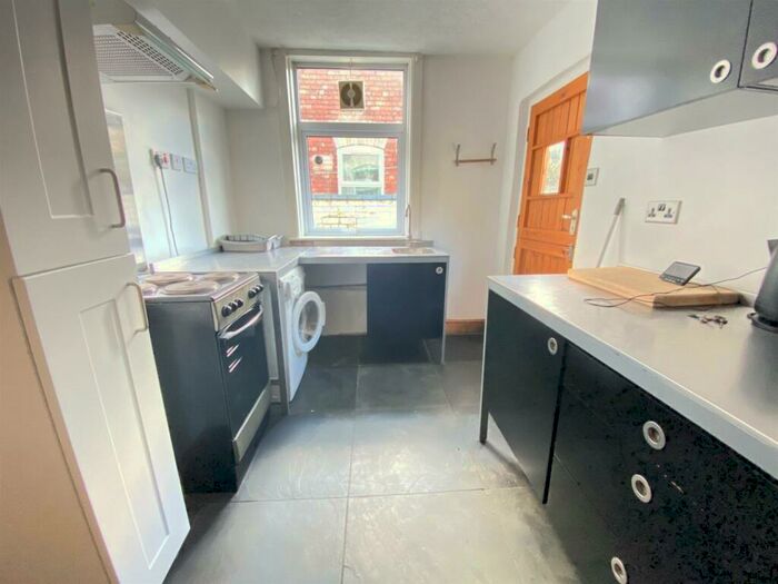4 Bedroom Terraced House To Rent In Uttoxeter Old Road, Derby, DE1