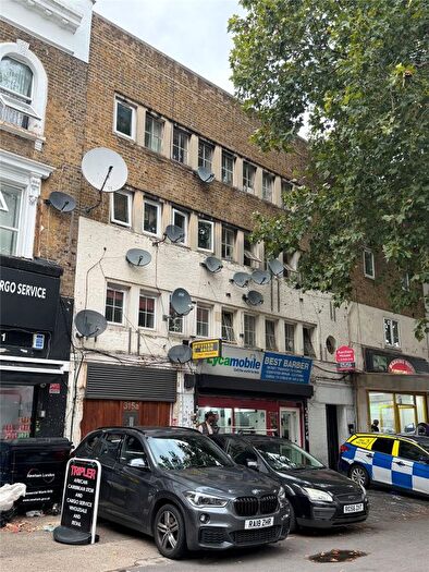 Studio For Sale In Barking Road, Plaistow, E13