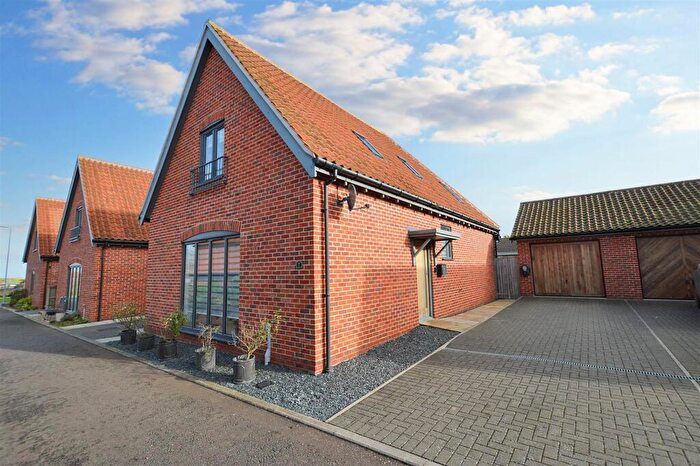 3 Bedroom Detached House For Sale In Jamie Wright Close, Sheringham, NR26